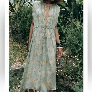 Zara Floral dres